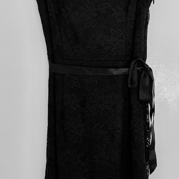 Isaac Mizrahi for Target Black Lace Sheath Dress S 10 | Belted | Sleeveless - Picture 2 of 10